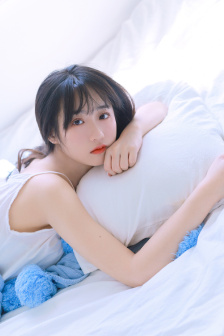 人形饮水机H
